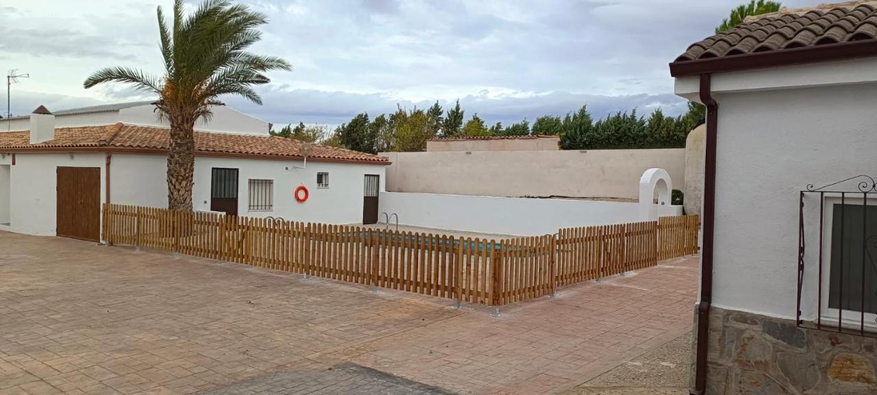 Villa Las Tres Hermanas Albarreal De Tajo By Toledo Ap Exterior foto